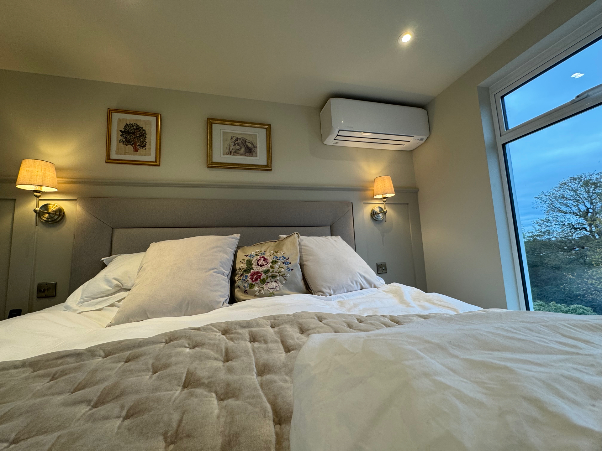 Air conditioning indoor unit fitted in a master bedroom in Surrey